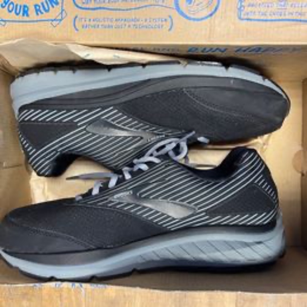 Brooks Addiction Walker Suede Shoe